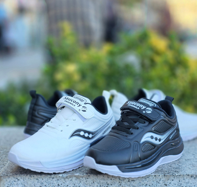 کفش اسپرت بچگانه ساکونی saucony