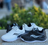 کفش اسپرت بچگانه ساکونی saucony