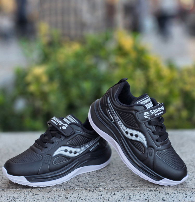 کفش اسپرت بچگانه ساکونی saucony
